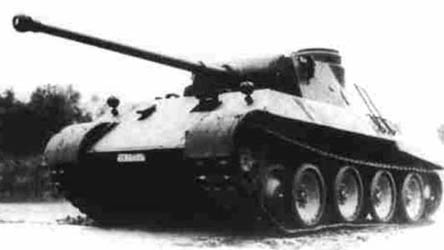 Archivo:Panther Ausf.D1-Fox.jpg