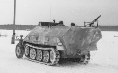 Archivo:Bundesarchiv Bild 101I-701-0371-24, Russland, Schützenpanzerwagen.jpg