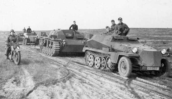 Archivo:TA STuG sdkfz253 45654.jpg