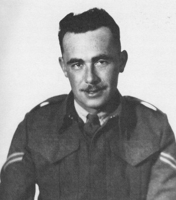 Archivo:GARIEPY-Léo-1-Copie.jpg