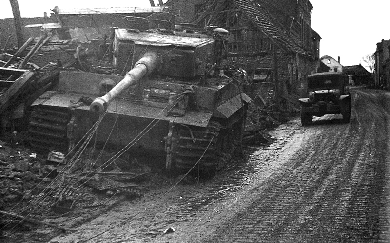Archivo:M26 Killer.jpg