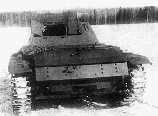 Archivo:Rearview-su76i.jpg