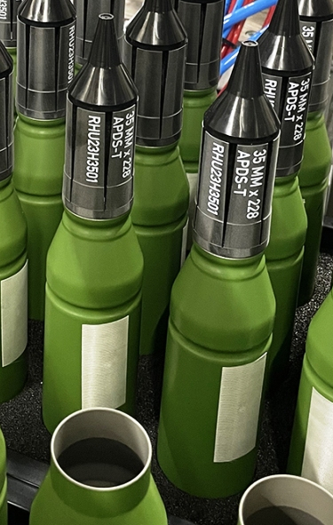 Archivo:Rheinmetall-Gepard-ammo-Ukraine 02.jpg