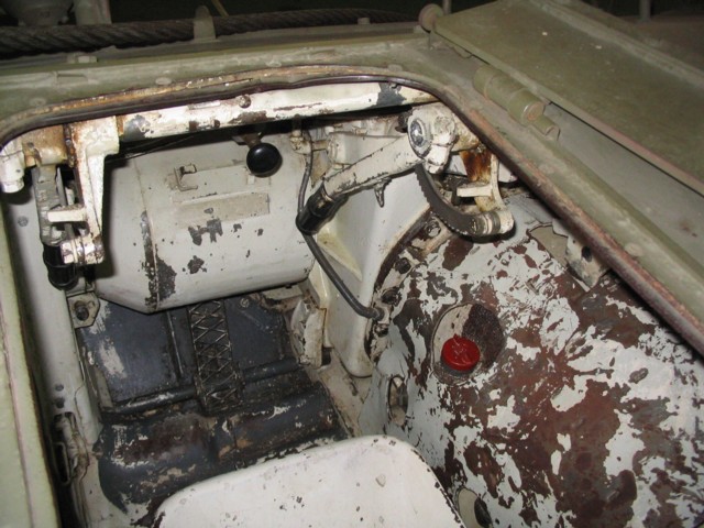 Archivo:M18driver.jpg