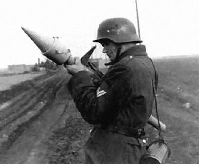 Archivo:Panzerfaust 150.jpg