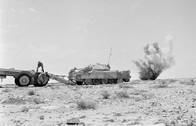 Archivo:Tank Recovery during the Battle E13082.jpg