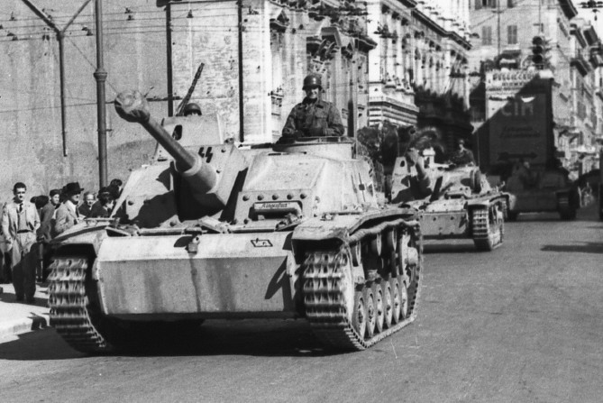 Archivo:Ta hopw2 stug3 8621468.jpg