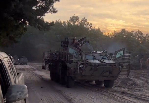 Archivo:Btr-4 zap-231234.jpg