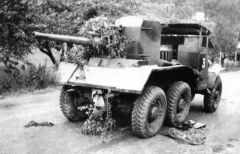 El Laffly W15 TCC, un vehículo de ruedas, era el único cazacarros del que disponía el Ejército Francés en 1940 para la Batalla de Francia.