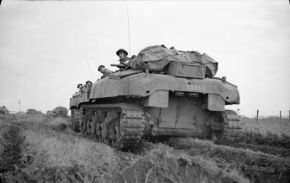 Vehículos Ram Kangaroo transportando infantería durante el asalto de la 15.ª División (Escocesa) en Blerick, Holanda. Diciembre de 1944.