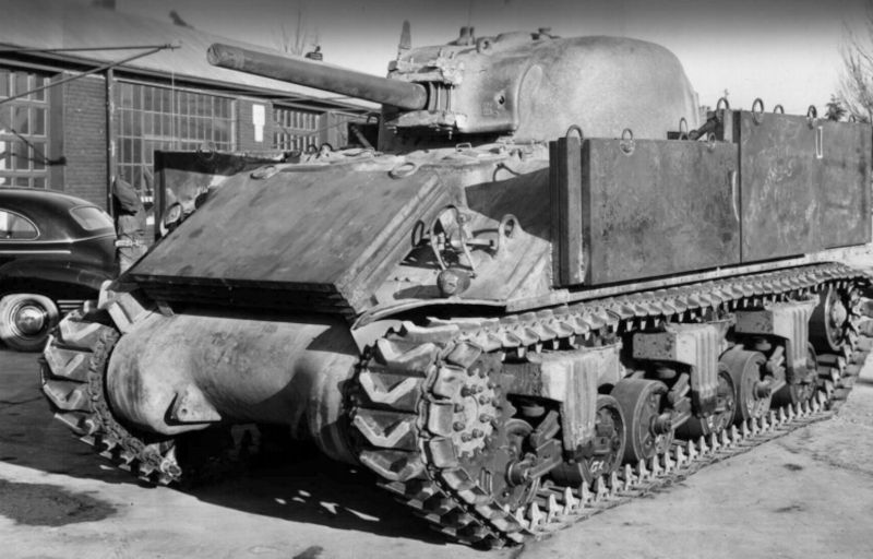 Archivo:M4A3E2 15.jpg