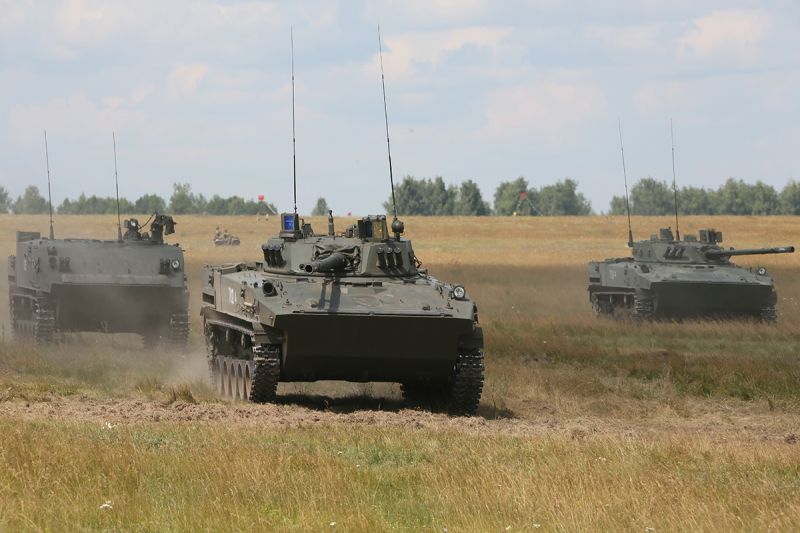 Archivo:SummerAirborneExercise2018-34.jpg