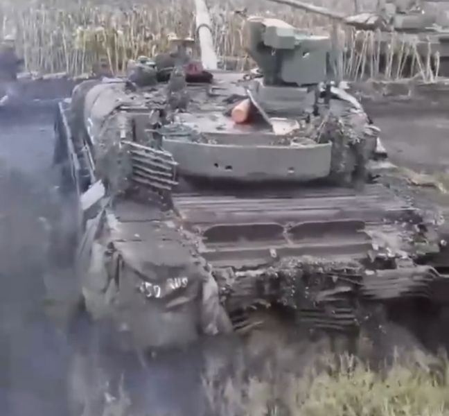 Archivo:T-90m 94523452346.jpg