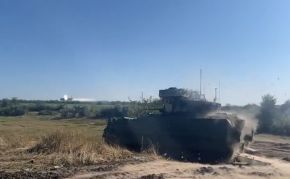Encendido de los motores-cohete de vuelo.