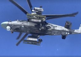 Un helicóptero ruso Ka-52 durante la invasión de Ucrania, marzo de 2022.