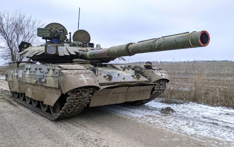 Archivo:UA 3rd Bde T-84U.jpg