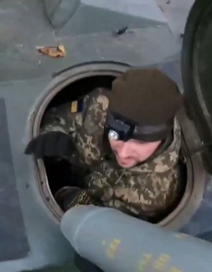 2s1 Gvozdika 987296462.jpg