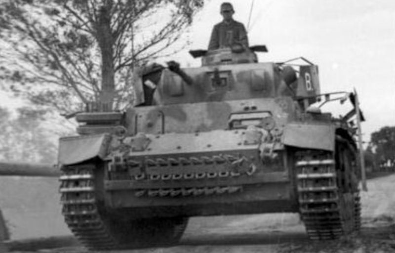 Archivo:PzBeobWg III 2.jpg