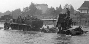 Bunkerknacker un-armoured sdkfz7.jpg