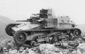 Carro di rottura da 10 t, primer prototipo del M11/39, con suspensión y ametralladoras distintas al diseño final.