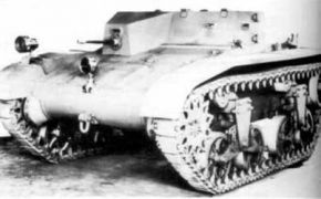 T3 Combat Car. Prototipo de un vehículo de combate de 7 toneladas sin torreta armado con una sola ametralladora .30 (7,62 mm) en una casamata blindada con una silueta muy baja. Estaba propulsado por un motor V8 Ford 221 y podía alcanzar los 56 km/h. Su tripulación estaba compuesta por 2 hombres. Tenía 3,42 m de largo, 2,06 m de ancho y solo 1,37 m de altura. El blindaje variaba entre 6,25 mm y 9,37 mm.