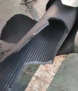 Rotura por sobreutilización del cañón de un obús ucraniano 2S1 Gvozdika.[17]