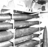 Compartimento de munición de 88 mm en el lateral izquierdo de la casamata del Jagdpanther.