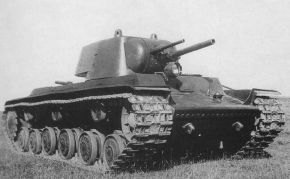 Prototipo del KV-1, con los dos cañones en una única torreta como simplificación del SMK.