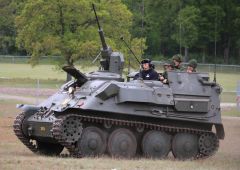 La fiablidad del chasis TNHPS quedó demostrada con la conversión de todos los Strv m/41 en transporte blindados de infantería Pbv 301 en servicio hasta 1971.