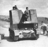 El Sturmpanzer I Bison apodado Alter Fritz de la 703.ª Compañía (2.ª División Panzer) en Grecia, abril de 1941.