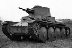 El TNH tuvo mucho éxito para exportación con distintas configuraciones de armamento y daría lugar al TNHP-S o LT vz.38 checo.