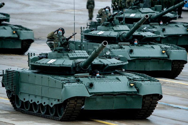 Archivo:T-80BVM (2).jpg