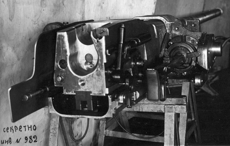 Archivo:Kv1194142guns10-4f232bf2e701b18e7abec36860022f1b.jpg