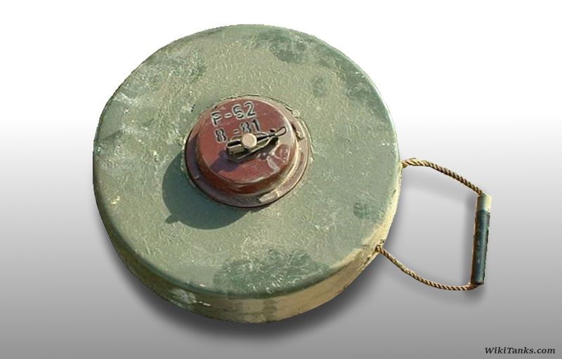 Archivo:MAT-76 land mine.jpg