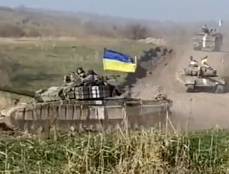 Archivo:Kherson Counteroffensive Tanks (Cropped).png