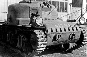 Uno de los dos primeros prototipos experimentales del carro ligero de Hotchkiss. Enero de 1935.