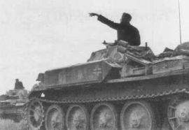 En la parte trasera, a muchos Pz.II (Flamm) se le añadieron 6 lanzadores de grandas de humo.