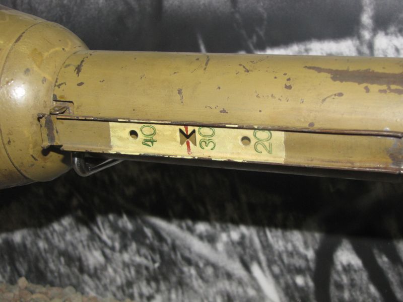 Archivo:Panzerfaust 30 sight.JPG