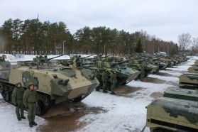 Varios BMD-4M y BTR-MDM del 104.º Regimiento de Asalto Aéreo de la Guardia de la Federación Rusa en 2019.