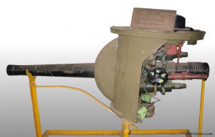 Puckapunyal-M3-Lee-hull-gun-1.jpg