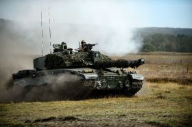 Un Challenger 2 durante unos ejercicios militares realizados en 2016.