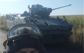 Primera aparición en los medios de un YPR-765 PRI armada con cañón Oerlikon KBA de 25 mm en Ucrania, finales de agosto de 2023.