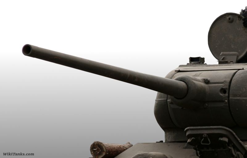 Archivo:T34 Tank (geograph 3388499) (cropped).jpg