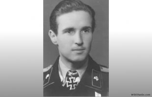 Hans-Babo von Rohr circa 1945.jpg