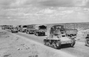 Las largas travesías por el desierto desgastaron enormemente los primitivos Carros M11/39.