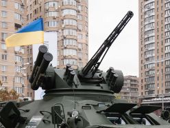 Torreta Shturm del BTR-3E1, equipada con cañón de 30 mm, ametralladora coaxial, lanzafumígenos y 2 misiles anticarro.