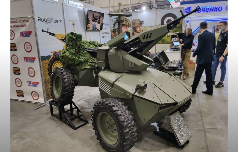 Archivo:Roboneers Ironclad, Kyiv 2021, 04.jpg