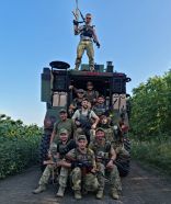 Tropas de la 68.ª Brigada Jager con un MaxxPro en un foto publicada en noviembre de 2022 pero que parece ser del verano.