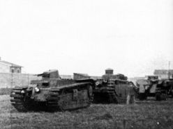 Prototipos SRA, FCM y FAMH durante las pruebas en 1924.