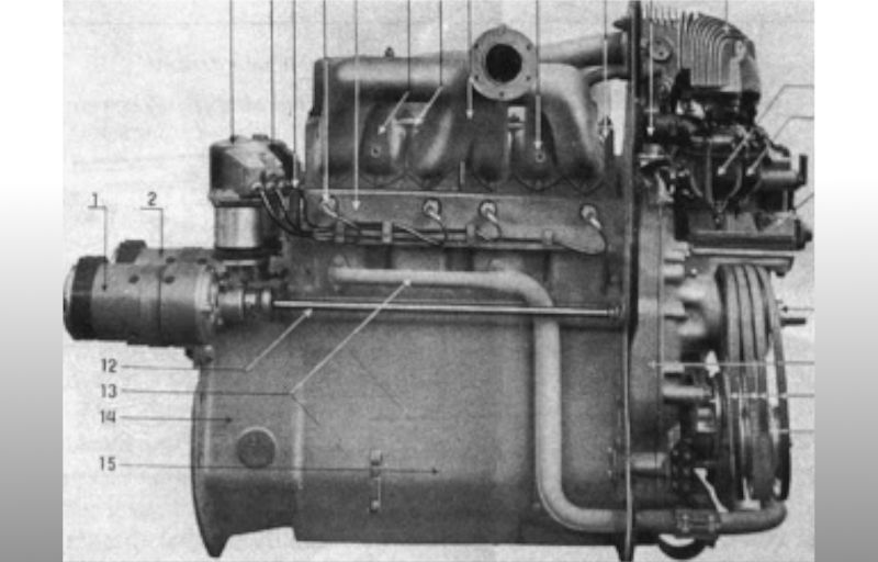 Archivo:Pz 35 t 005 engine.jpg